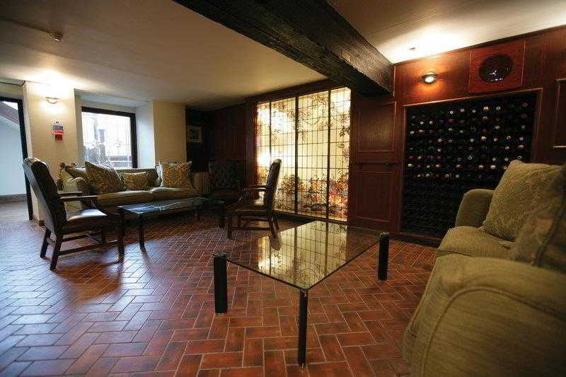 هتل Forest Lodge