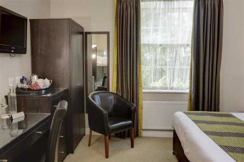 هتل Forest Lodge