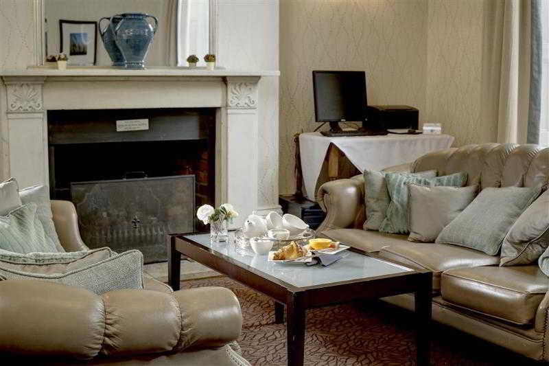 هتل Forest Lodge