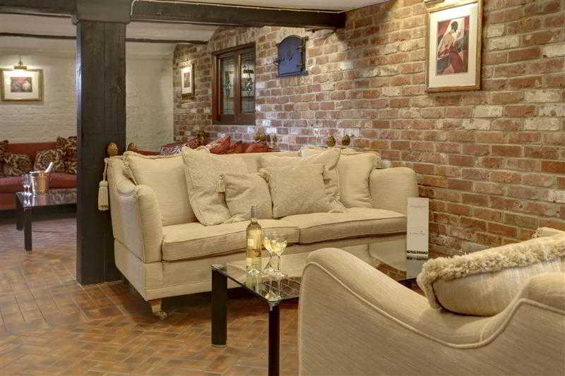 هتل Forest Lodge
