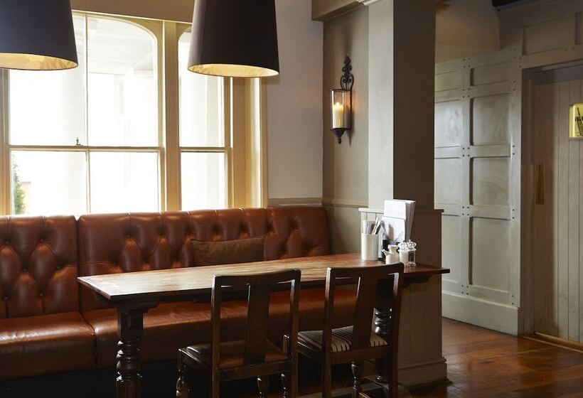 فندق Fountain Inn By Greene King Inns