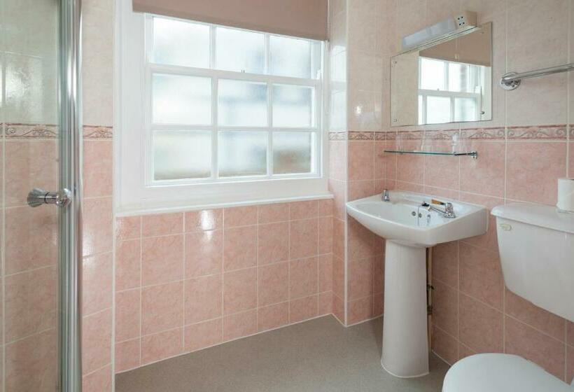 בית מלון כפרי The Crown