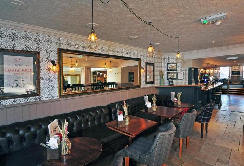 هتل The White Hart Inn By Greene King Inns