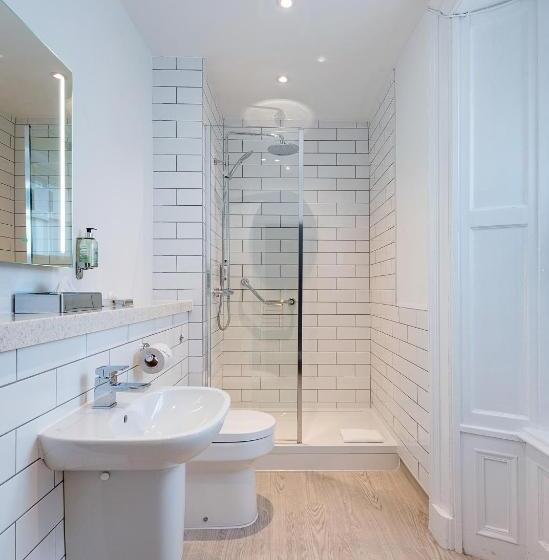 酒店 Toby Carvery Edinburgh West By Innkeeper S Collection