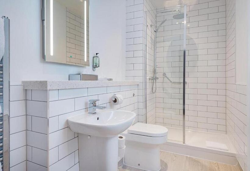 酒店 Toby Carvery Edinburgh West By Innkeeper S Collection