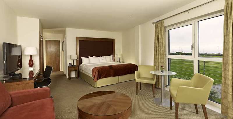 فندق Doubletree By Hilton Aberdeen City Centre