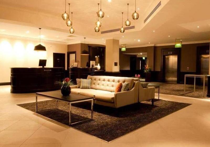 هتل Doubletree By Hilton Coventry