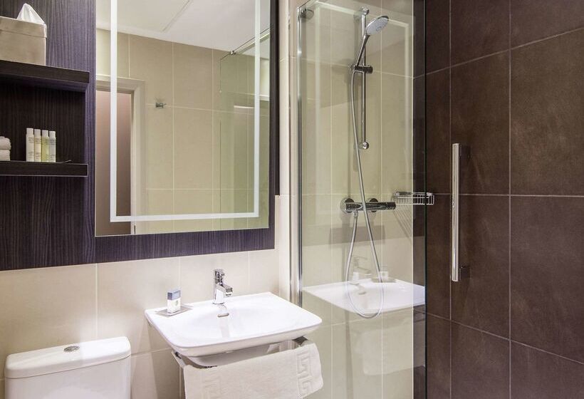 בית מלון כפרי Doubletree By Hilton  Edinburgh City Centre