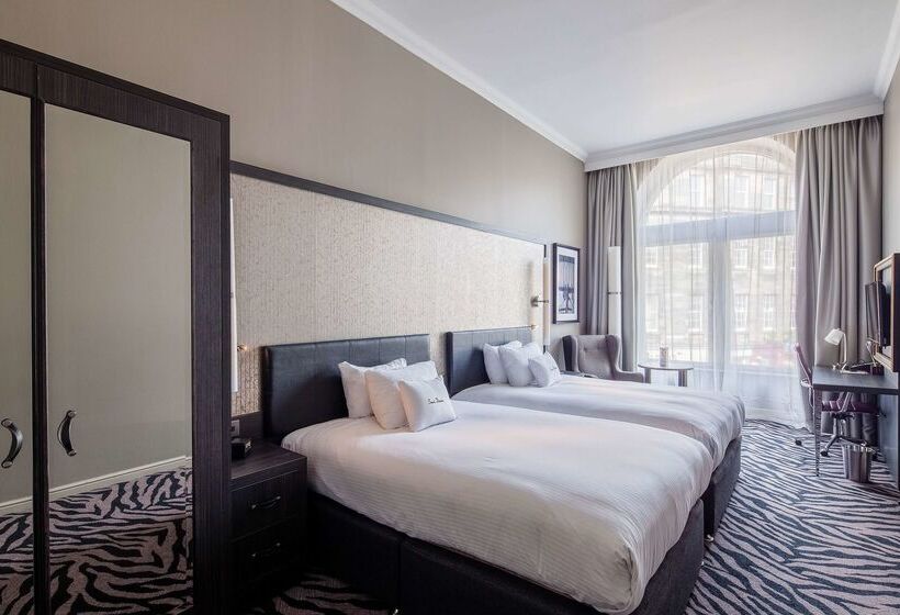 בית מלון כפרי Doubletree By Hilton  Edinburgh City Centre