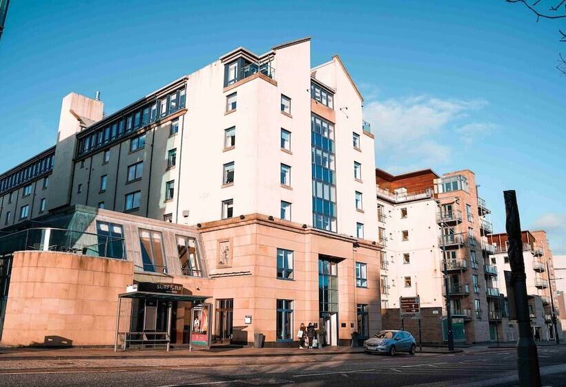 هتل Edinburgh Holyrood
