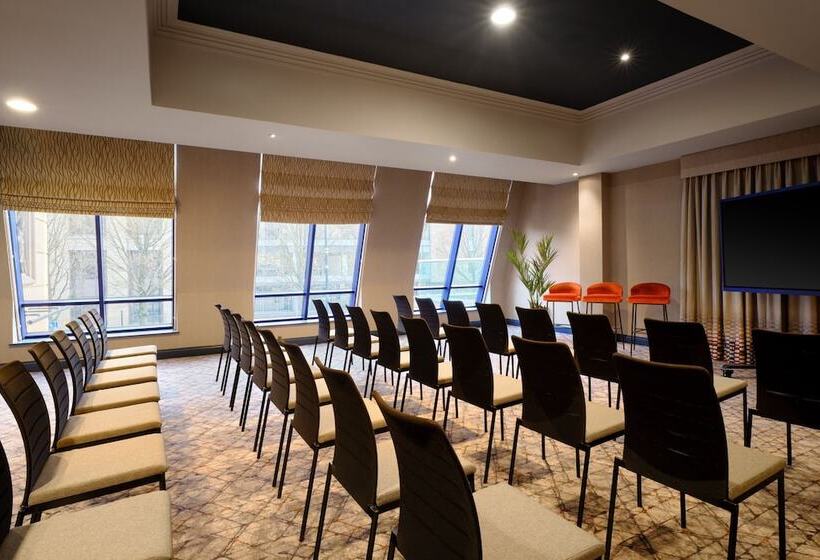 Edinburgh Marriott Hotel Holyrood