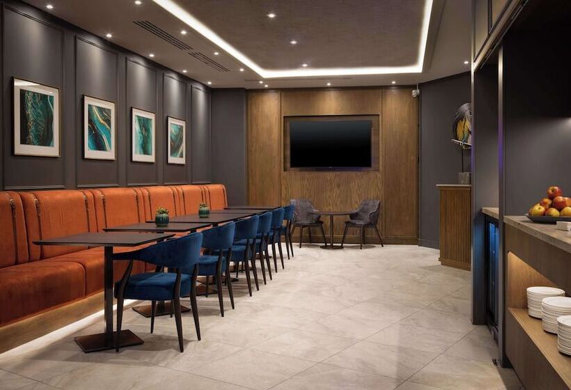 Fotos del hotel Hilton Cardiff:  74 Fotos del hotel Hilton Cardiff:  74