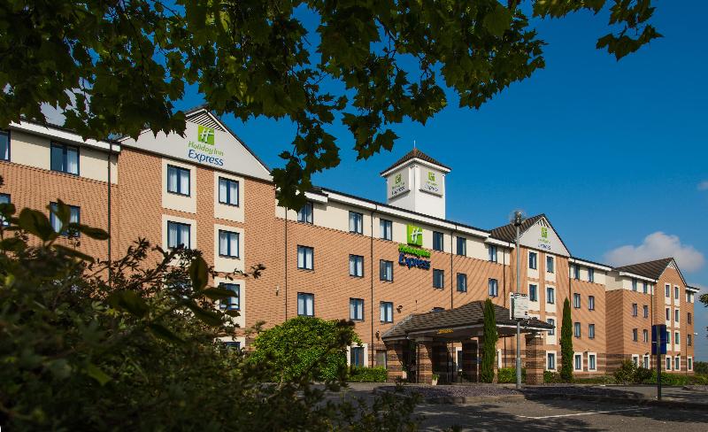 هتل Holiday Inn Express London   Dartford, An Ihg