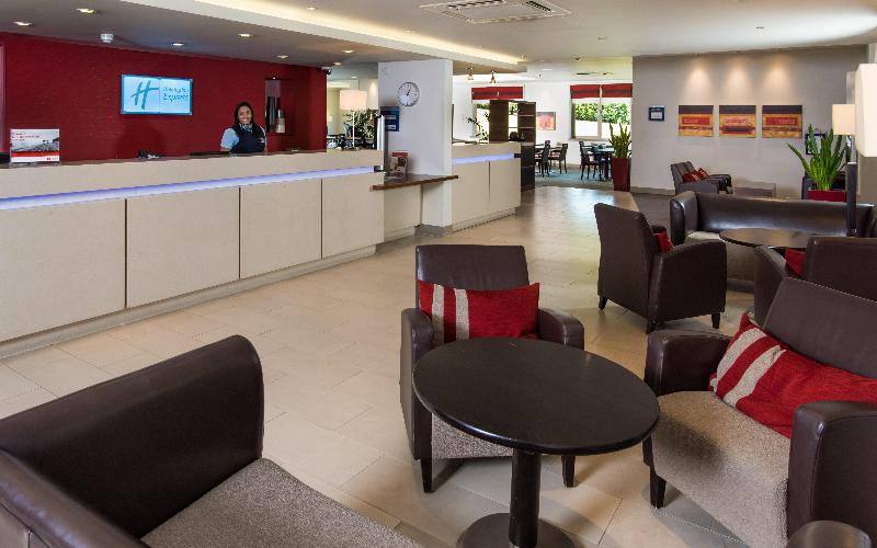 هتل Holiday Inn Express London   Dartford, An Ihg