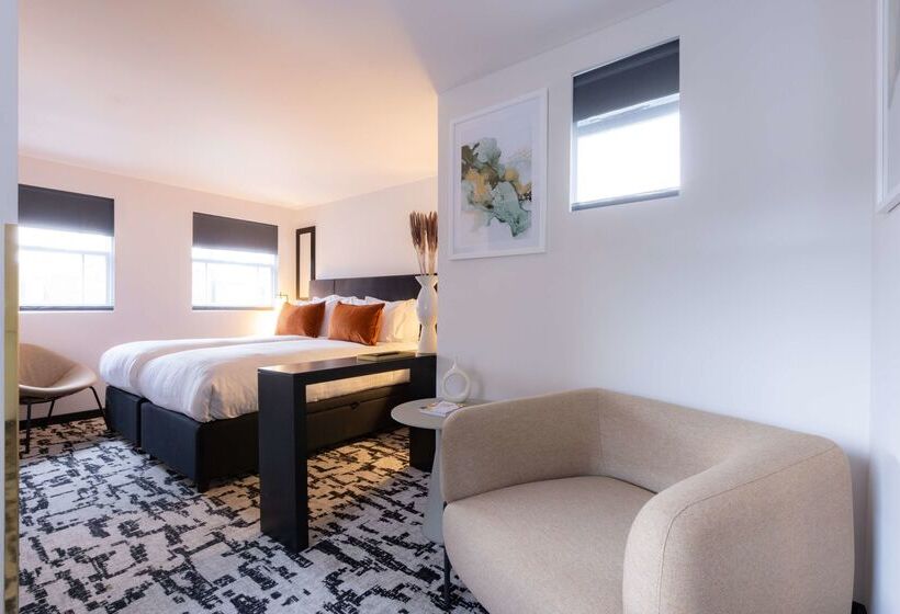 Fotos del hotel La Suite West  Hyde Park:  3