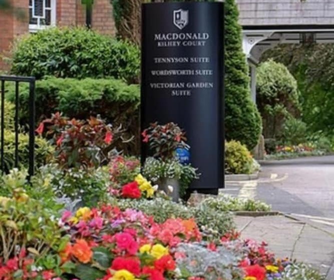 هتل Macdonald Kilhey Court