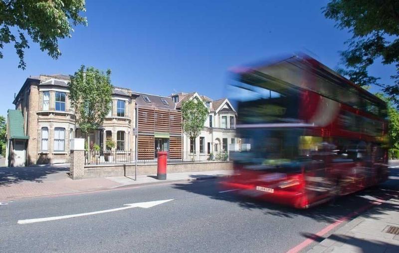 The Lodge Hotel   Putney