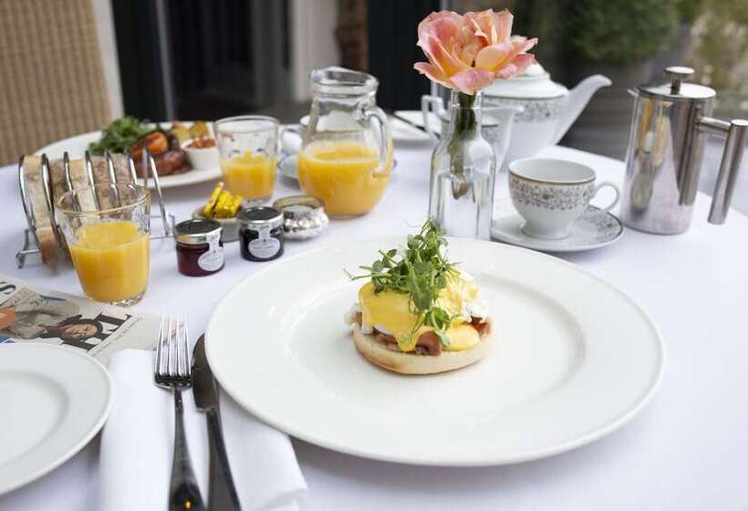 ホテル The Penrallt Country House