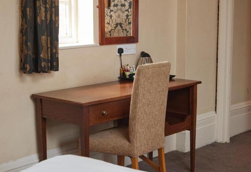 Kings Arms Hotel By Greene King Inns