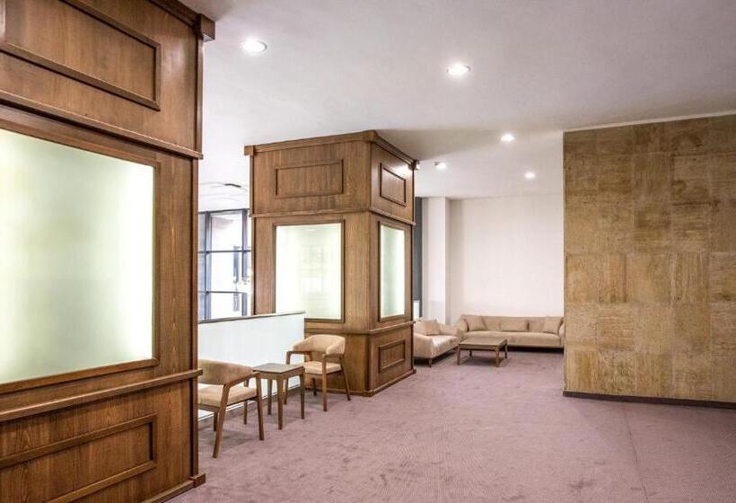 בית מלון כפרי Arpezos