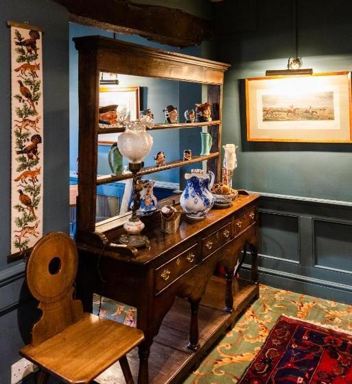 호텔 The George Inn