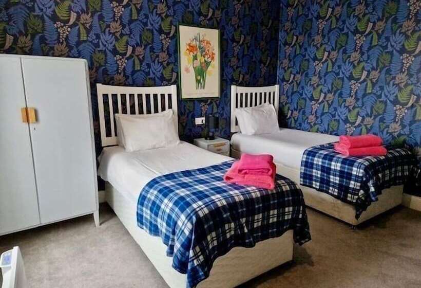 Fotos del hotel Eliza House:  4