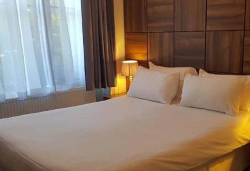 Stanhill Court Hotel, A Member Of Radisson Individuals