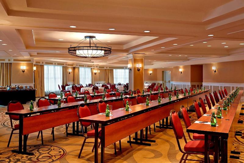 هتل The Algonquin Resort St. Andrews Bythesea, Autograph Collection
