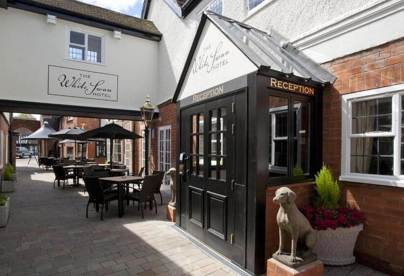 هتل The White Swan