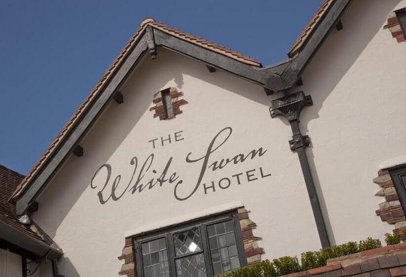 هتل The White Swan