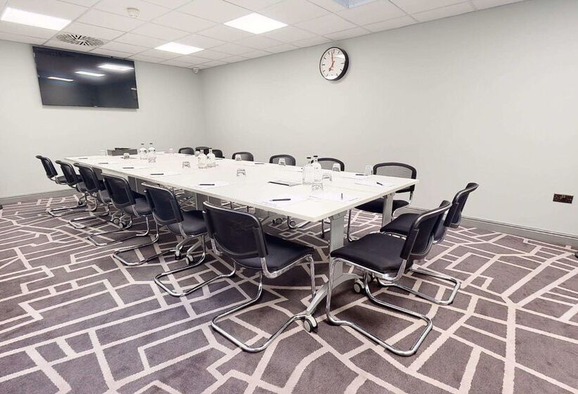 Fotos del hotel Village Hotel Cardiff:  22