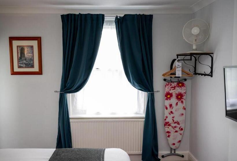 Rising Sun Hotel By Greene King Inns