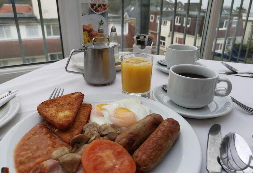 The Riviera Hotel & Apartments   Alum Chine