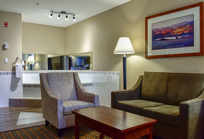 Best Western Plus Osoyoos Hotel And Suites