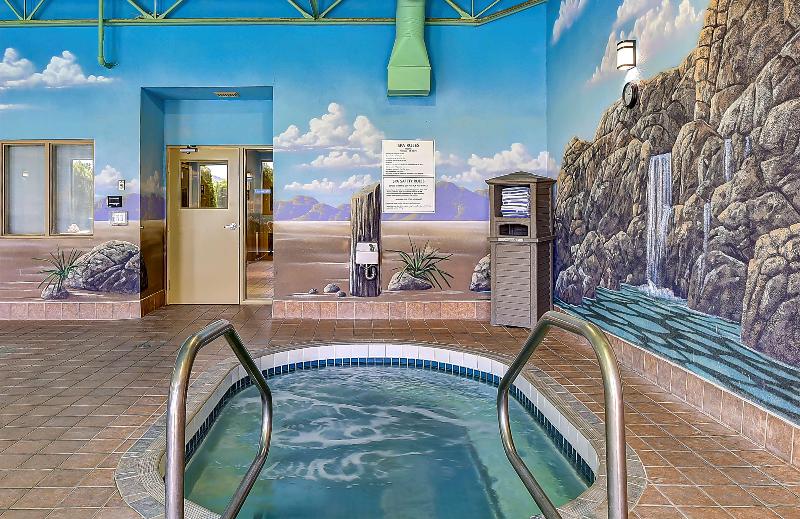 Best Western Plus Osoyoos Hotel And Suites