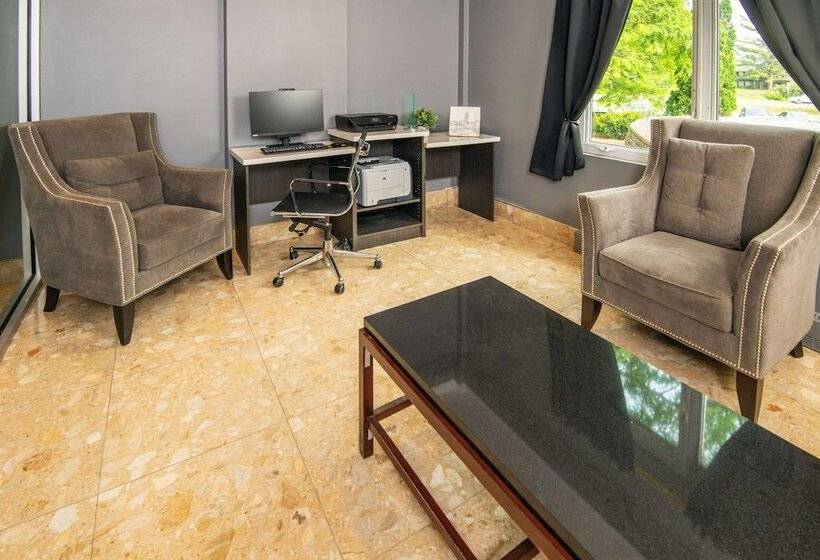 Chateau Cartier Hotel & Resort Ascend Hotel Collection