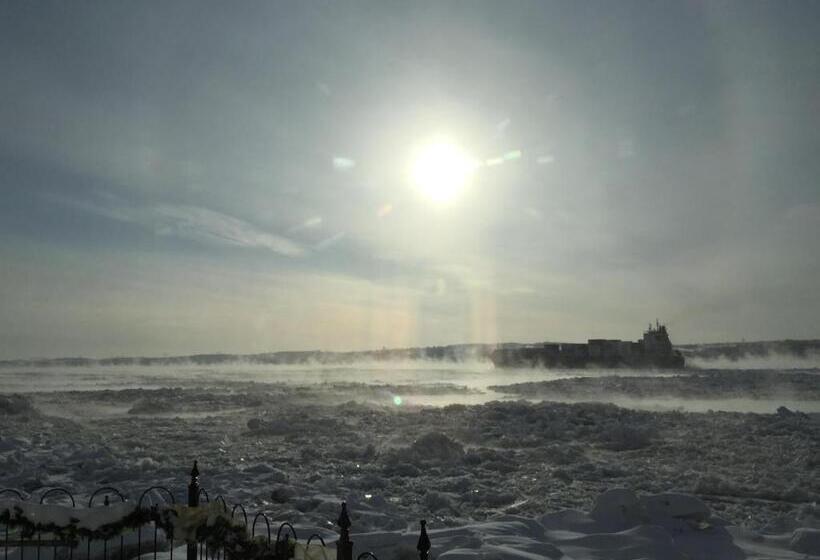 Goéliche Hotel Et Appartement