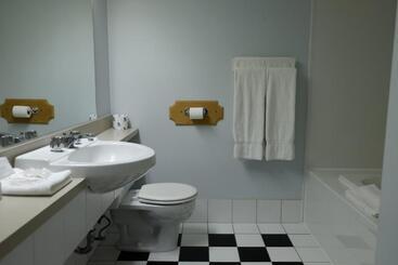 هتل Auberge La Camarine