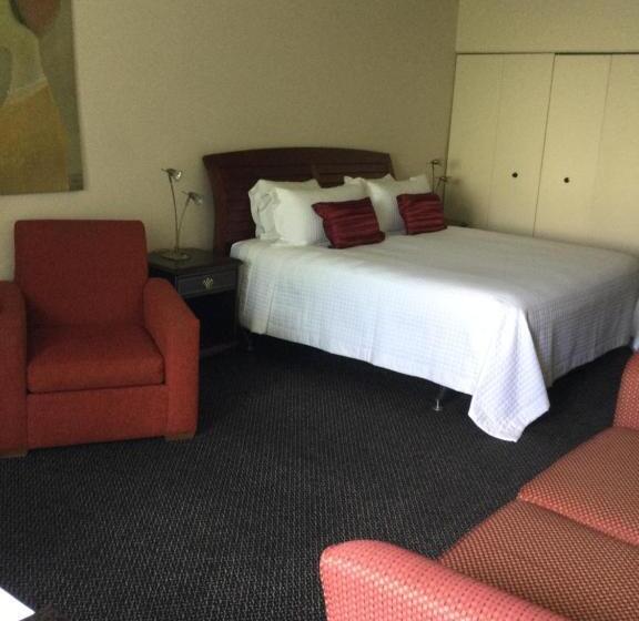 هتل Auberge La Camarine
