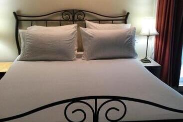 هتل Auberge La Camarine