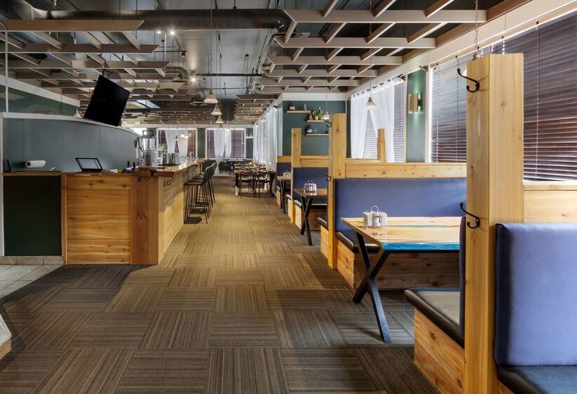 فندق Best Western High Road Inn