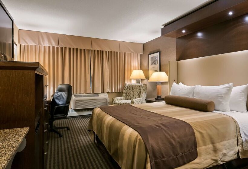 هتل Best Western Premier Denham Inn & Suites