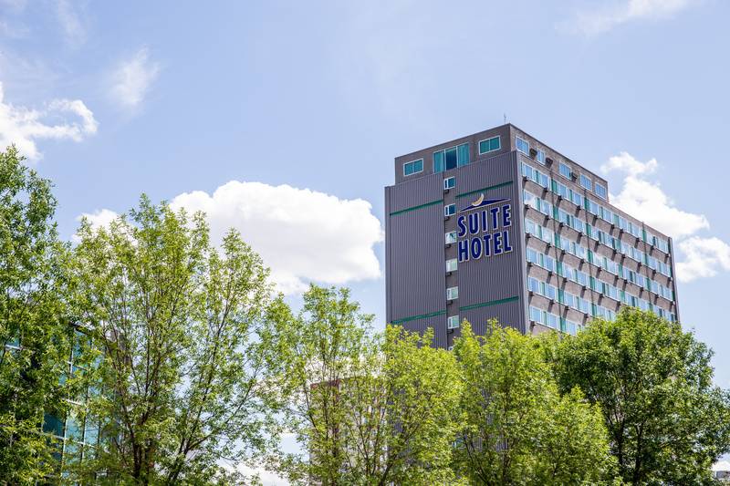 هتل Campus Tower Suite