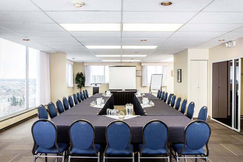 هتل Campus Tower Suite