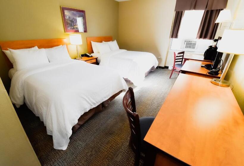 Hotel Canad Inns Destination Centre Windsor Park