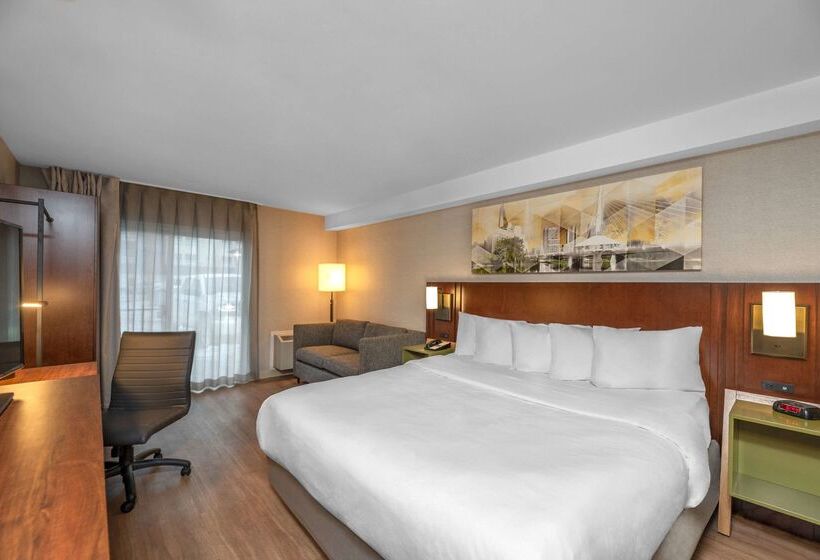 هتل Comfort Inn