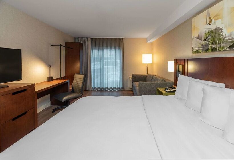 هتل Comfort Inn