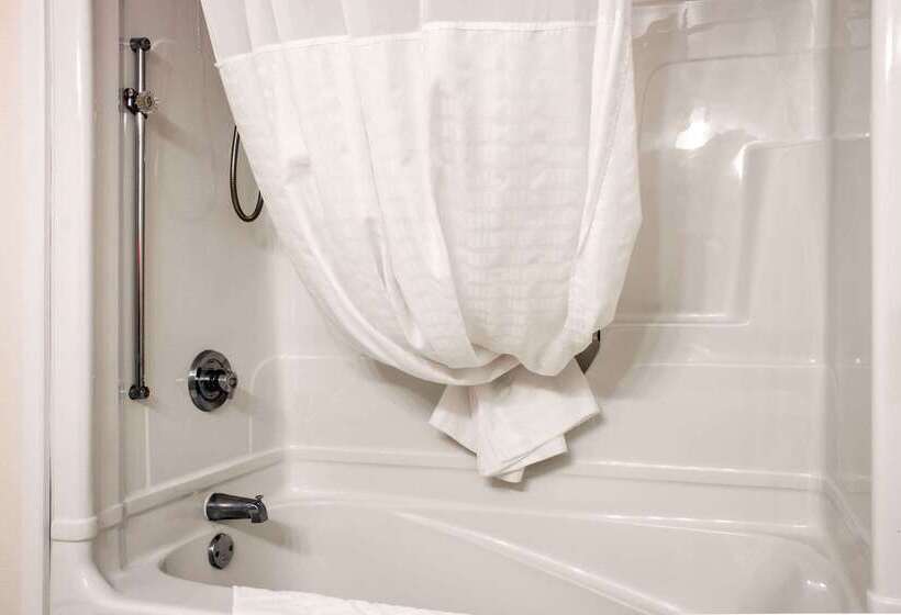 هتل Comfort Inn