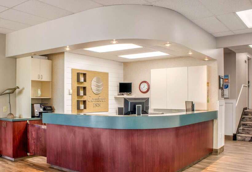 هتل Comfort Inn