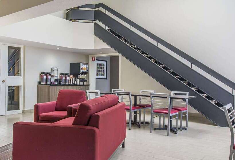 هتل Comfort Inn